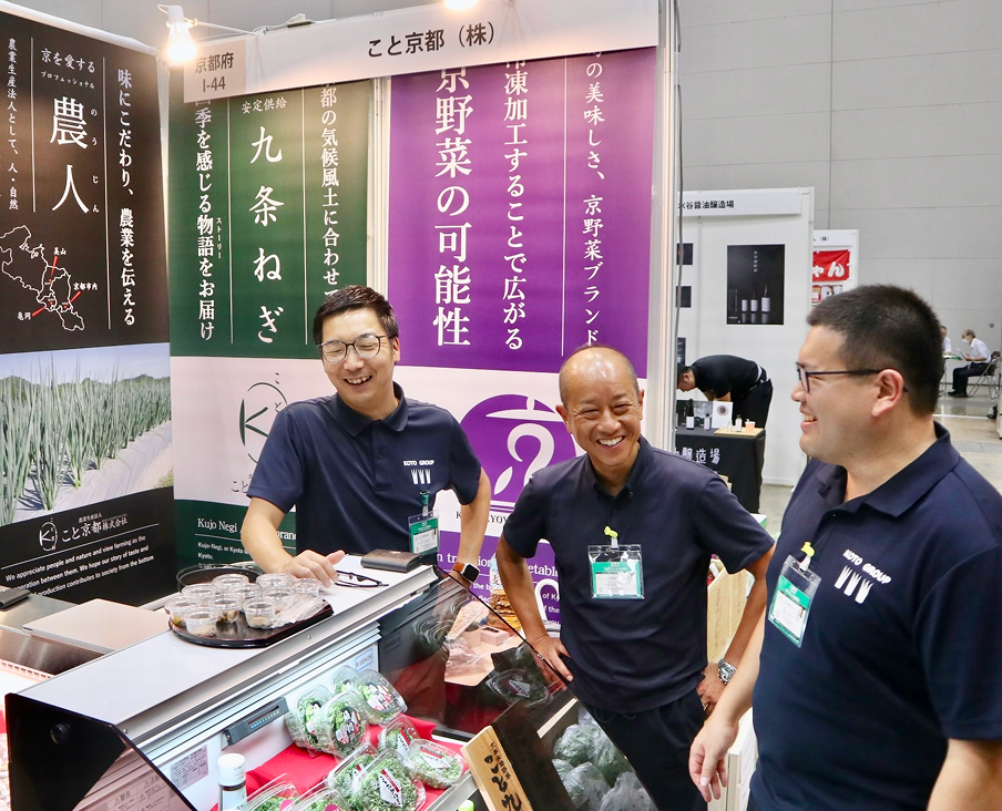展示会でのお仕事